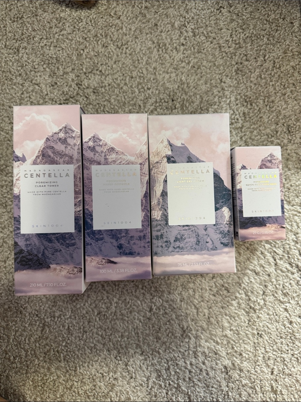 NIB Skin1004 4 Piece Pore Set
4-Step Care for Smooth and Refined Pores
EXP 2028
